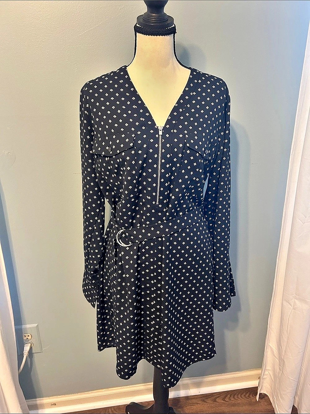 Express Geo Print Zip-Front Long Sleeve Dress Size Medium Like New